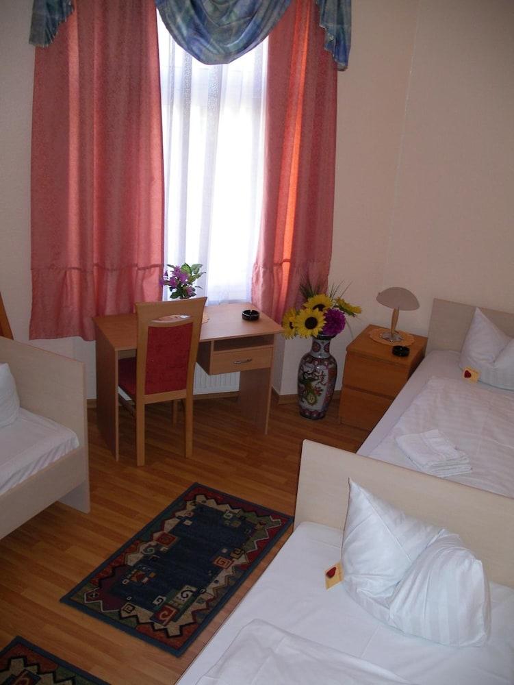 Hotel Garni Djaran Offenbach am Main Dış mekan fotoğraf